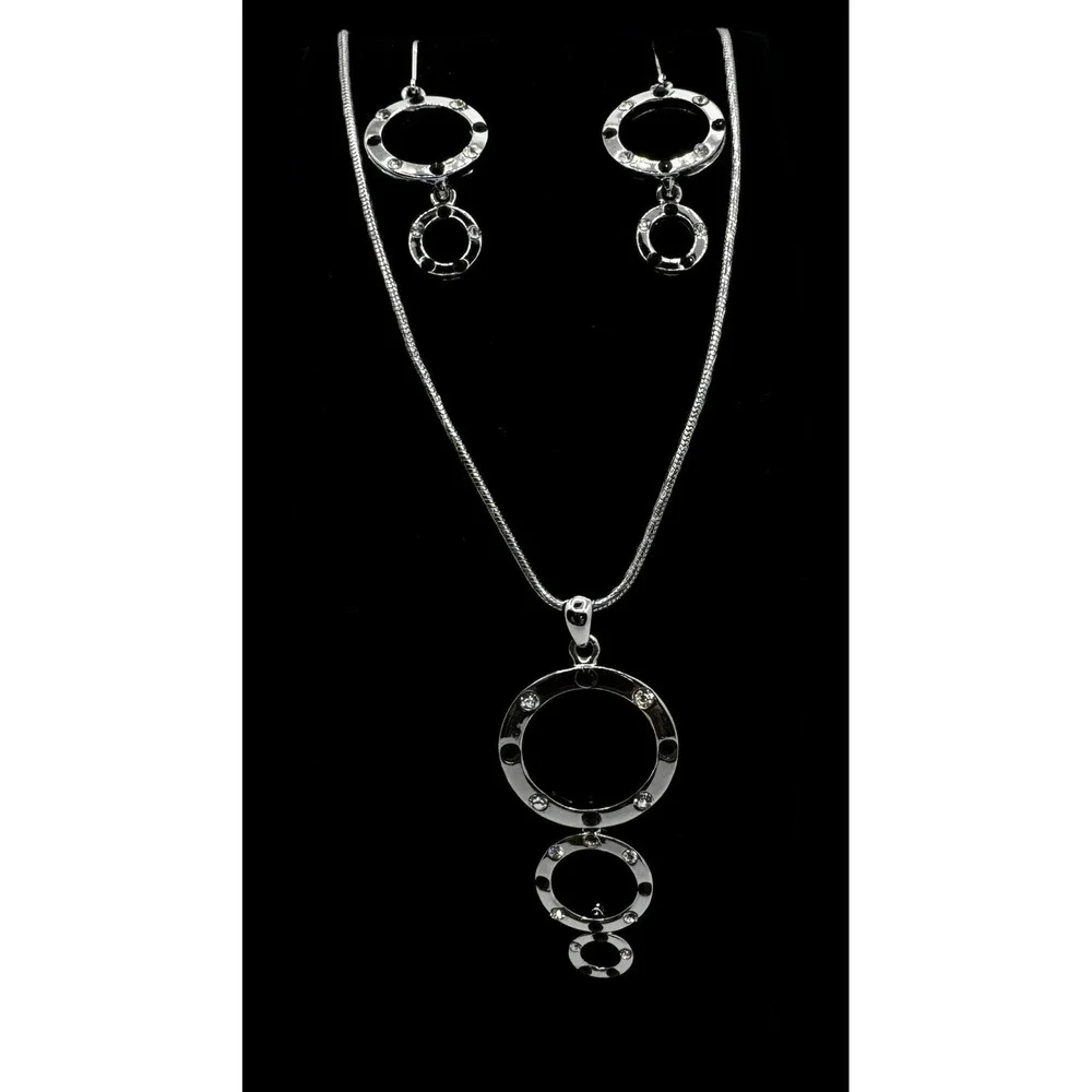 Cookie Lee Jewelry Set Silver Tone Faux Onyx CZ Pendant Necklace Earrings 90s